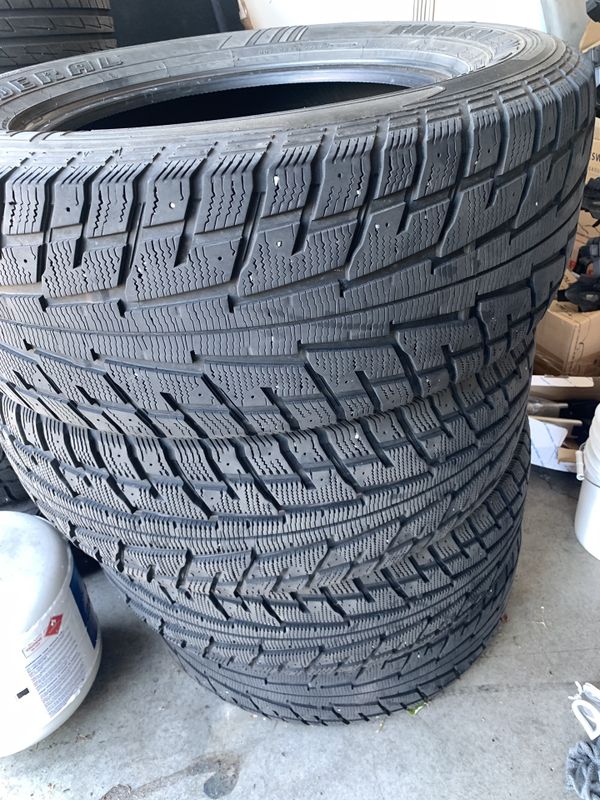 265/60/18 SNOW TIRES for Sale in Vancouver, WA OfferUp