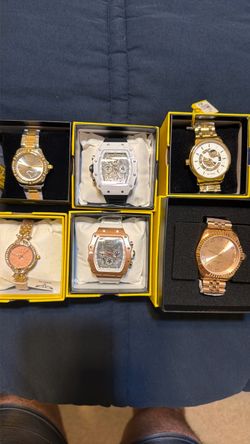 Invicta Men’s Women’s Watch