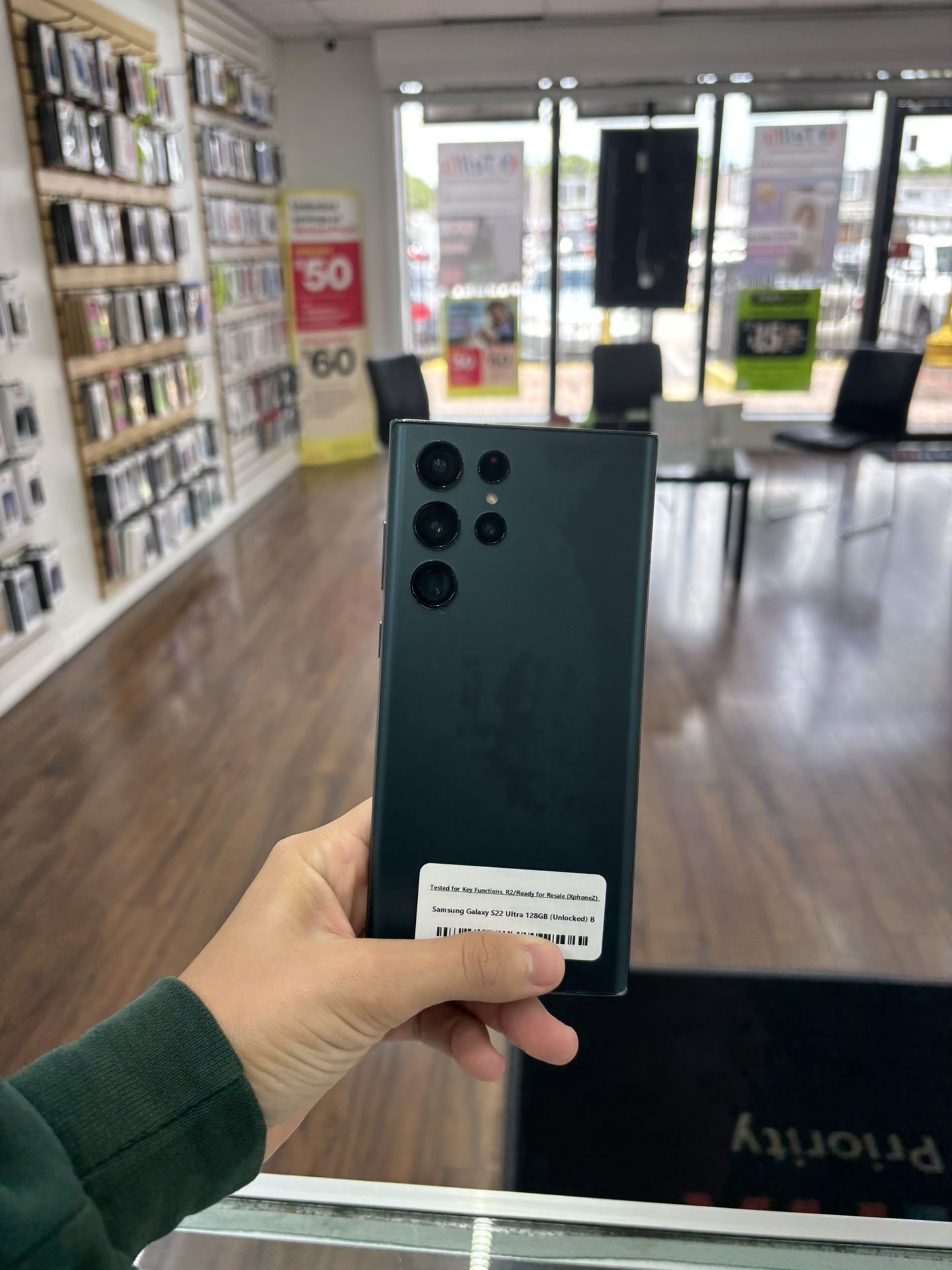 Samsung S22 Ultra Unlocked 128gb $99 Down