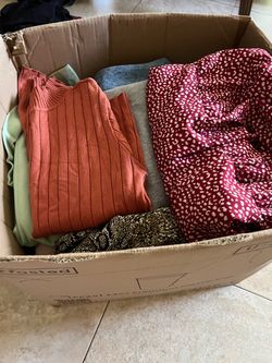 Box of women’s clothing size XL