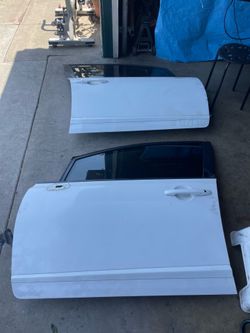 (2) FRONT 06-11 Honda Civic SEDAN Doors