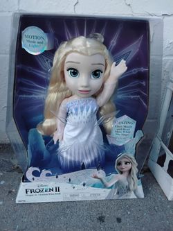 NEW Frozen Dolls