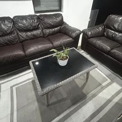 Leather Sofa Dark Brown 3&2. Price Including Delivery 