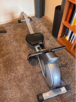 Sunny Health & Fitness Row Machine