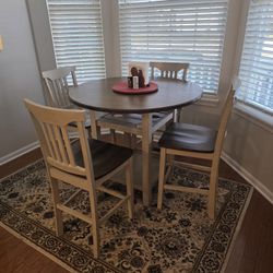PENDING.     Kitchen high top table & 4 chairs