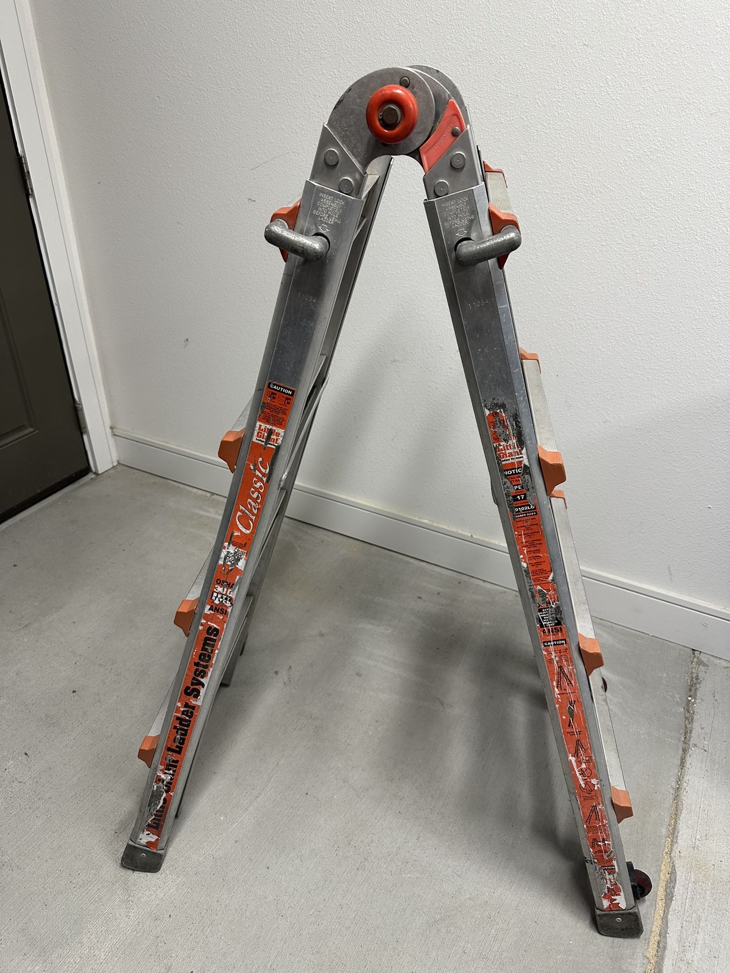 Heavy Duty Ladder