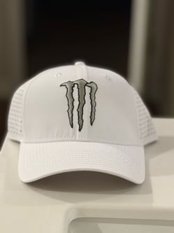 Monster zero ultra hat