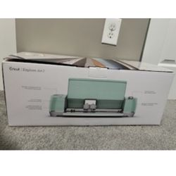 CRICUT EXPLORE AIR 2 $120