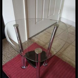 3 Glasses Table 
