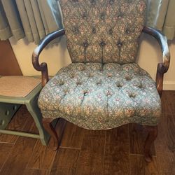 Queen  Anne Chair 