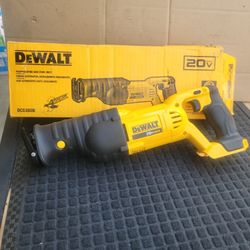 DEWALT 20V MAX CORDLESS RECIPROCATING SAW ( TOOL ONLY )