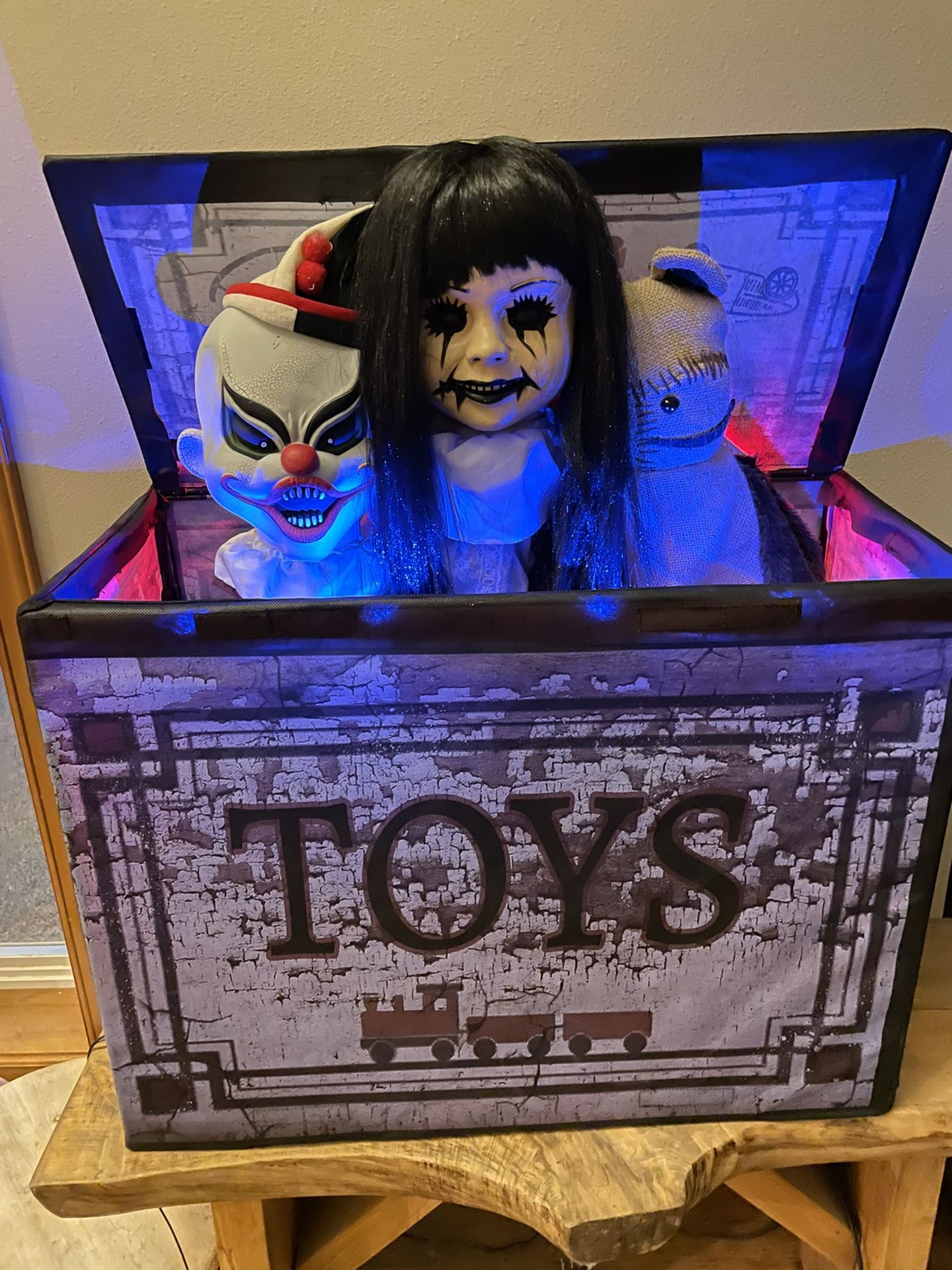 Large Halloween Prop Toy Box (step activated)