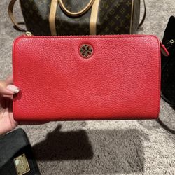 Brand New Tory Burch 