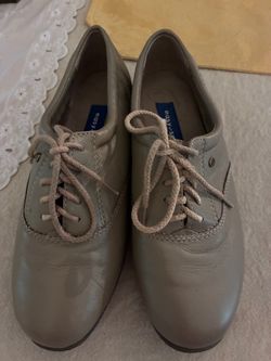 Easy Spirit Tan Size 8W Motion Leather Oxfords