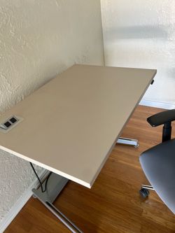 Ergonomics desk adjustable and chair