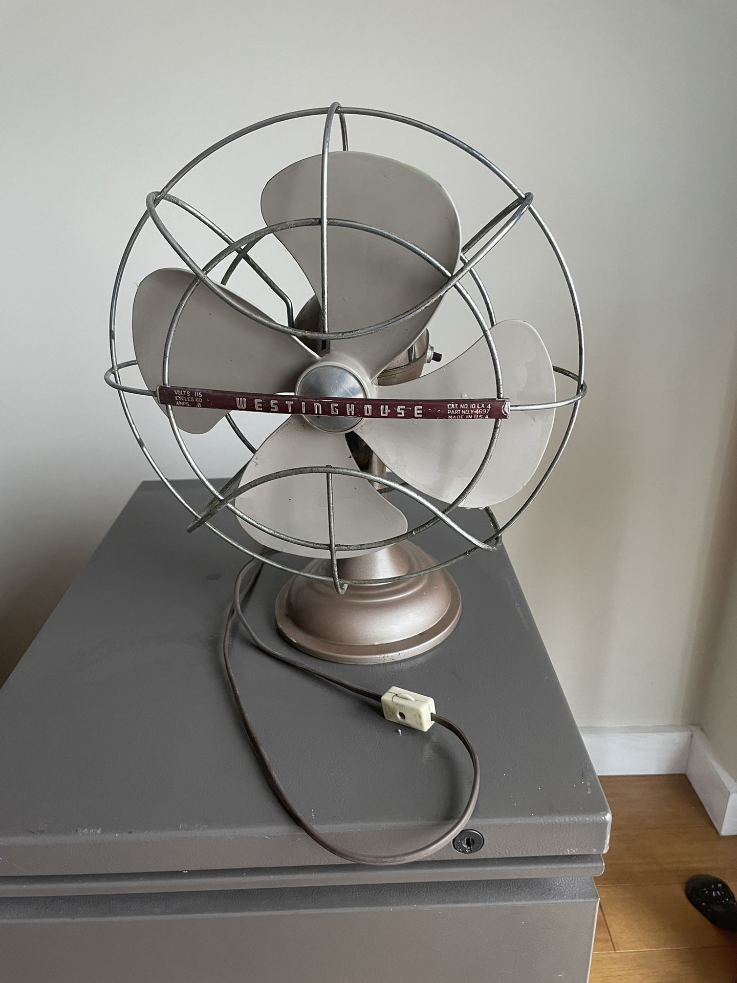 Vintage Westinghouse Oscillating Table Fan, 1950's