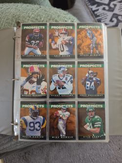 2 Complete Sets (1995 NFL SP Upperdeck & 1999 Topps Chrome Stadium Club)