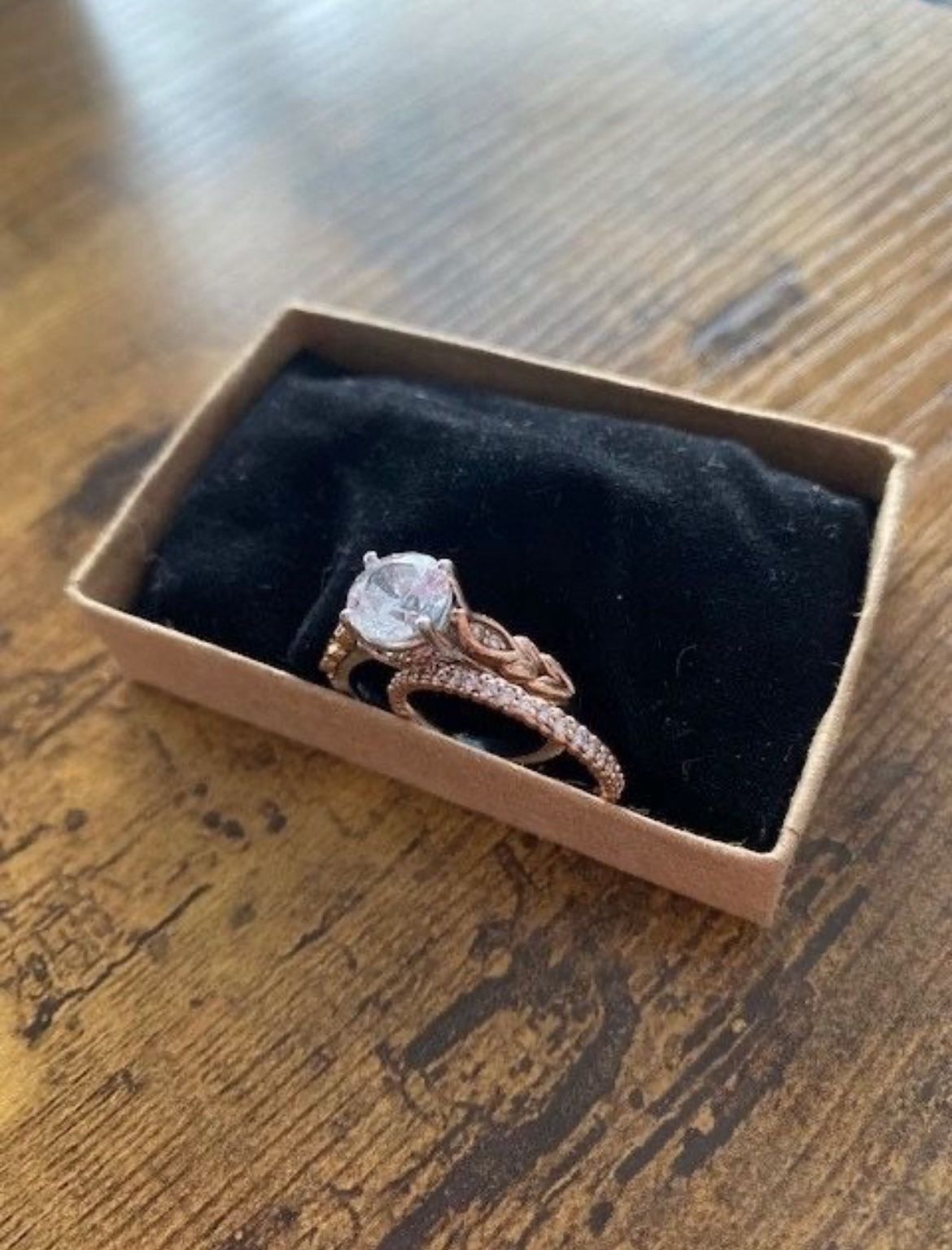 Miadonna 14k Wedding Band Set