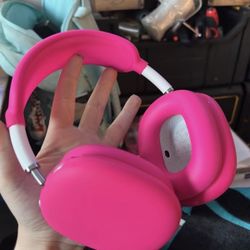 Pink Over Head-Phones