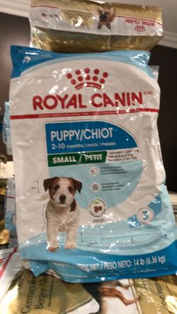 Pet Dog Food Small Dogs 2-10 months 14 lbs
