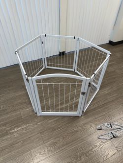 $70 /New/ 29” Tall x 144” wide gate or playpen / walkthrough door / large dog