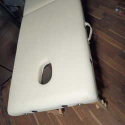 Massage table 