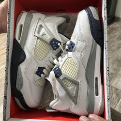 Air Jordan 4 Retro (GS)
