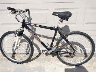 Raleigh Hardtail Mountain Bike 21 speed