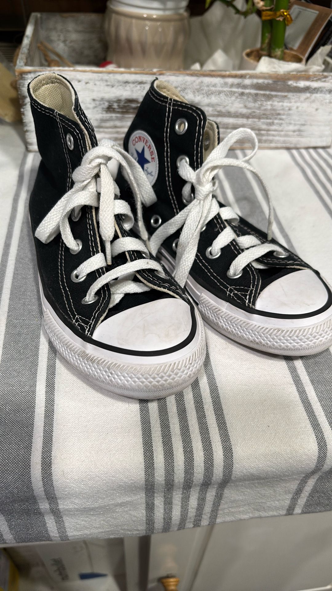 Converse Kids Size 12