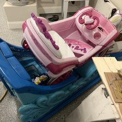 Girls Carriage Toys 