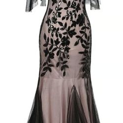Scarlett Black Floral Maxi Dress
