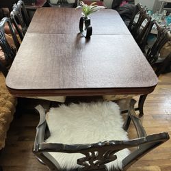 Dining Table W- Chairs 