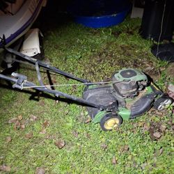 John Deere JS30 190cc Automatic Push Mower