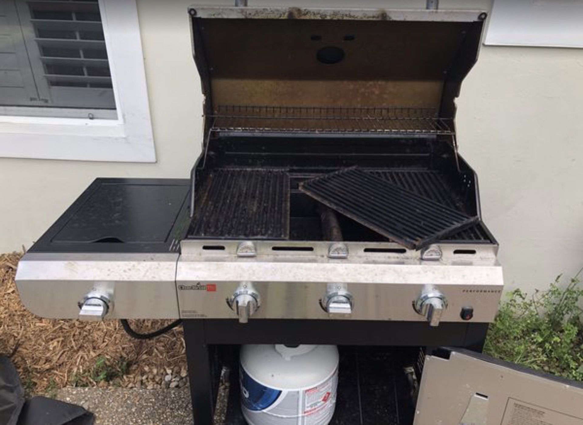 CharBroil Gas Grill