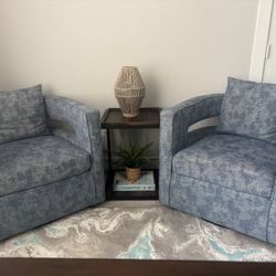 Couch set