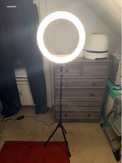 LED RING LIGHT