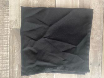 50 black linen napkins