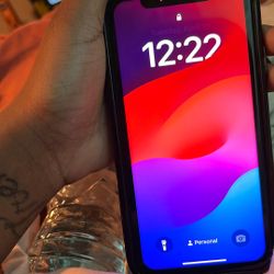 iPhone 11 100$ Rn