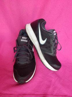 Nike Men's shoes size 8