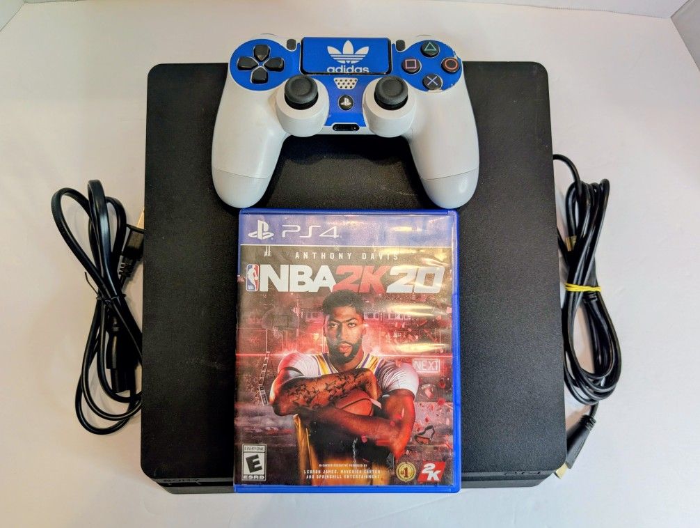 PS4 Slim Console 500GB with controller and game