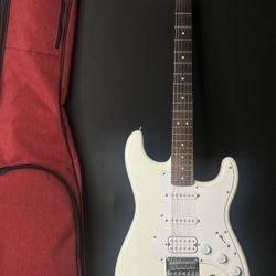 Bullet® Stratocaster® HT HSS, Arctic White with Road Runner Avenue II Series Electric Guitar Gig Bag 