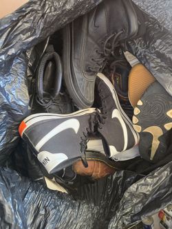 Bag of shoes mostly size 11