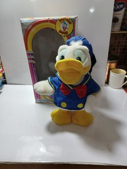 PlushDisney Donald Duck Little Boppers 1987 Worlds of Wonder Plush . Used.