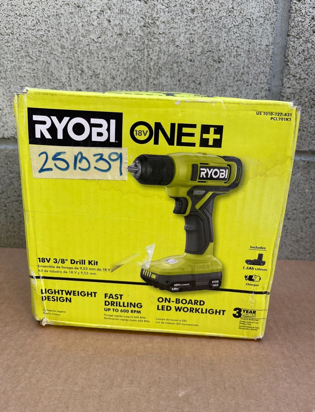 RYOBI 18V 3/8 in. Drill/Driver 1.5 Ah Battery and Charger