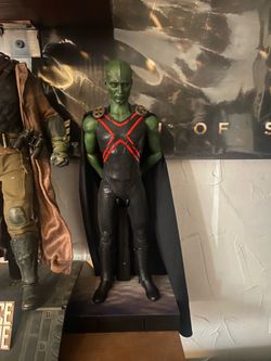Martian man hunter justice league