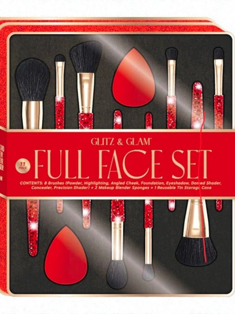GLITZ AND GLAM BRUSH SET