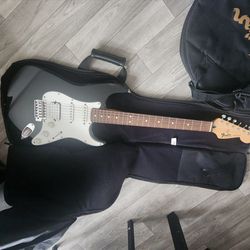 Electric Guitar With Speaker