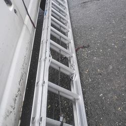 28ft Aluminum Extension Ladder