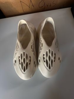 Men’s shoes