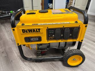 DeWalt DXGNR4000 Portable Gas Generator 4000W CO Protect (A1D029853)